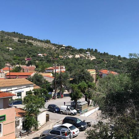 Sofita Studio Apartment Gaios Bagian luar foto