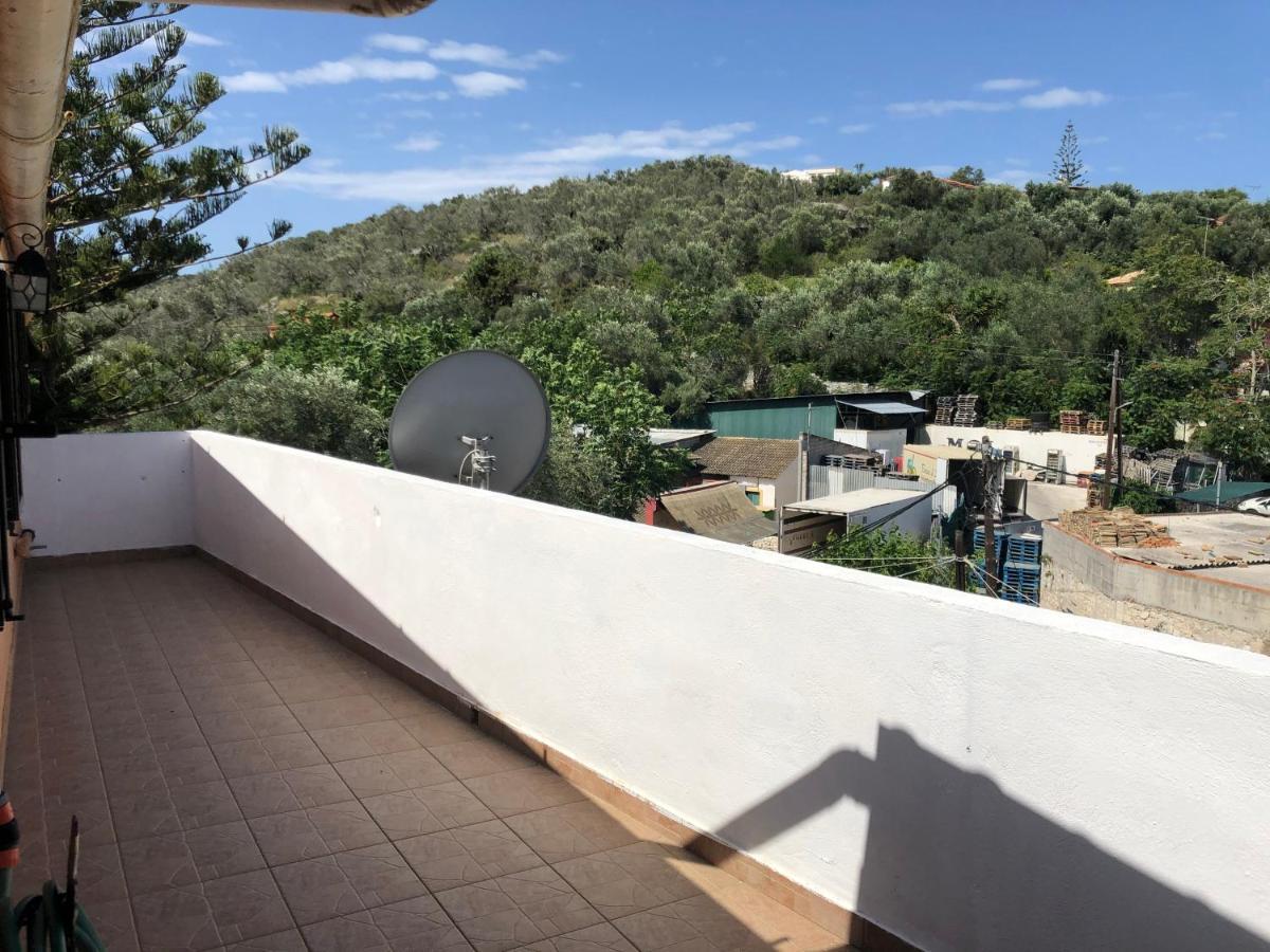 Sofita Studio Apartment Gaios Bagian luar foto
