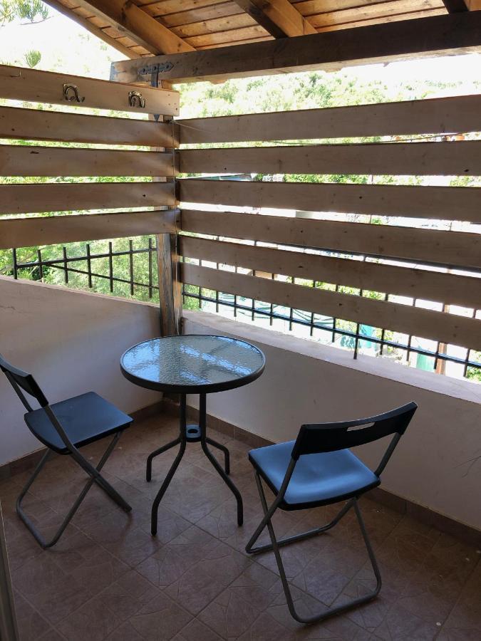 Sofita Studio Apartment Gaios Bagian luar foto